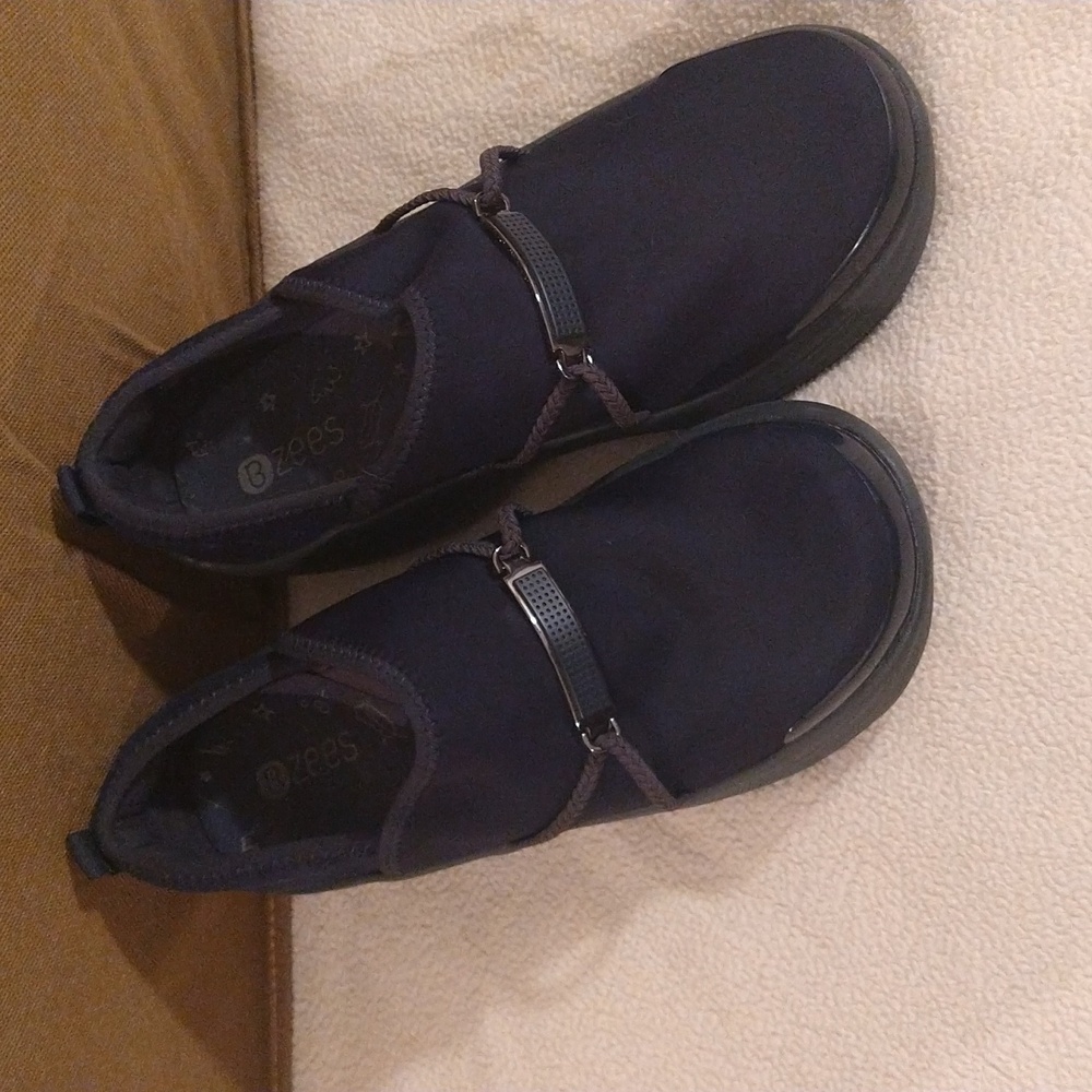Bzees Soft Upper Shoes